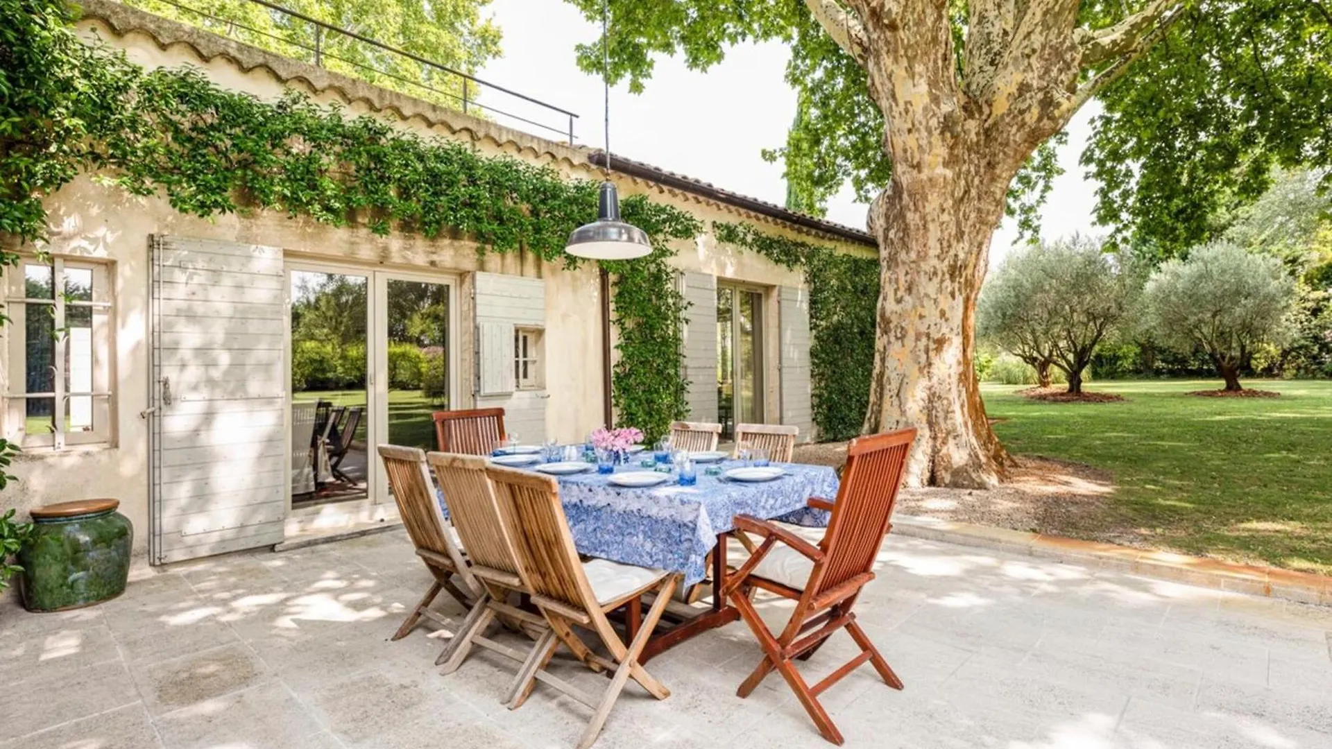 Holiday home Beautiful Provencal Mas With Swimming Pool Villa Le Thor