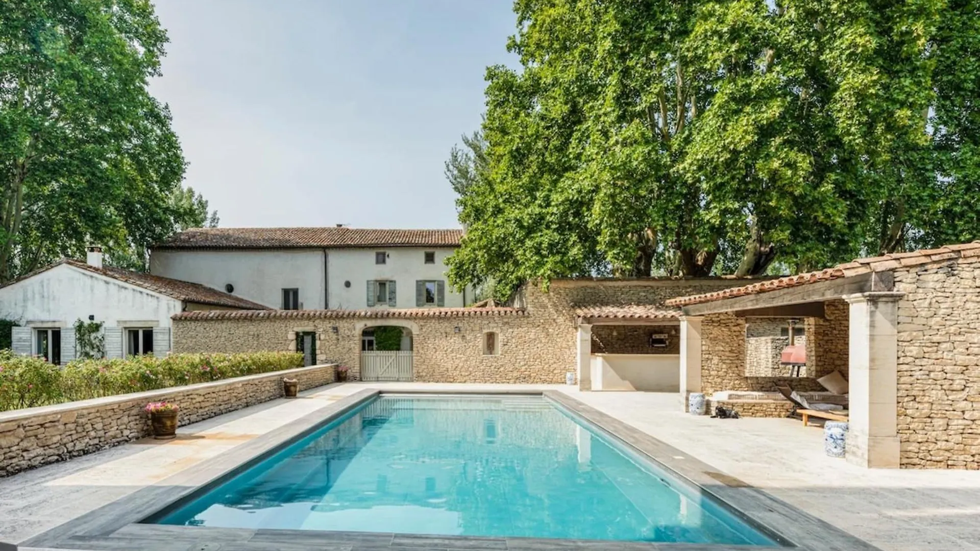 Beautiful Provencal Mas With Swimming Pool Villa Le Thor